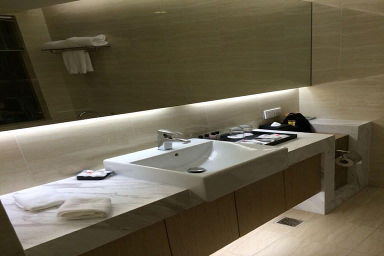 Bathroom 4, Suzhou Sun Plaza Hotel, Suzhou