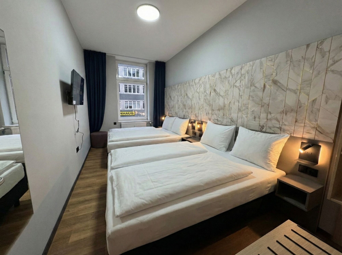 Room 2, Nivara Hotel, Hamburg