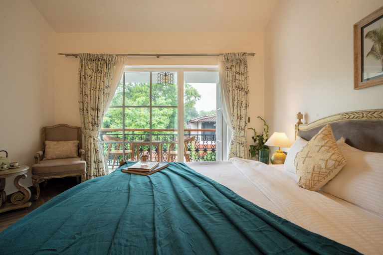 Room 5, ELIVAAS Bauhinia 5 BHK Pvt Pool Villa, North Goa