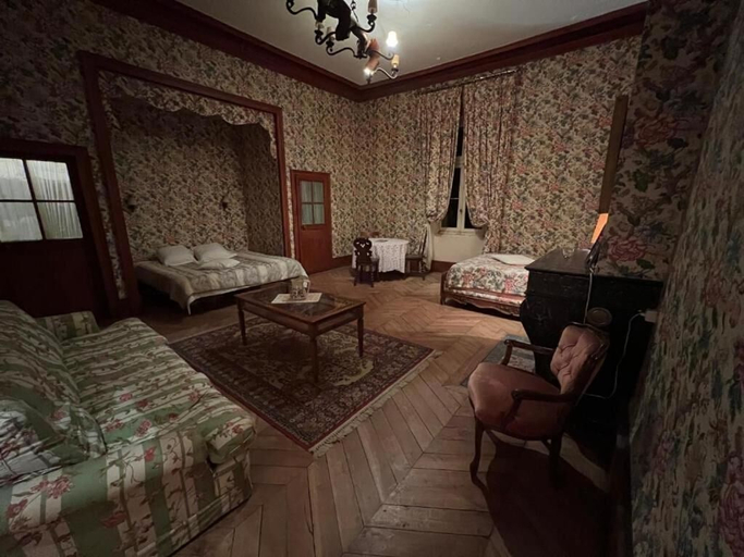 Bedroom 4, Chateau de Busset, Allier