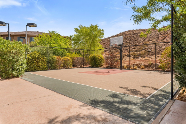Sport court 5, Ohana Nest 2 Bedroom Condo, Washington