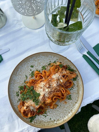 Food & Drinks 3, La Fontaine, Hunedoara