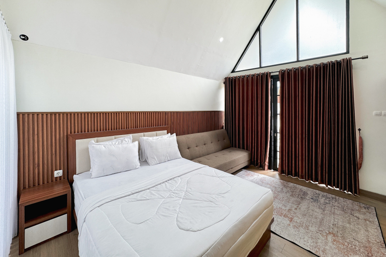 Others 2, Glamping Bahagia Sekipan Tawangmangu Mitra RedDoorz, Karanganyar