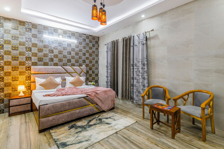 Room 2, Alaya Stays Vyasa Duplex With Views, Dehradun