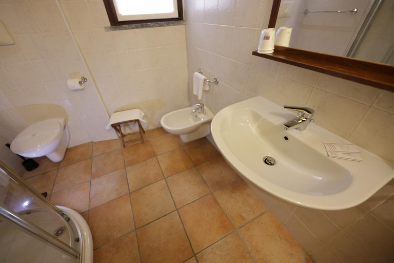 Bathroom 3, HOTEL LOCANDA DELL'OCA BIANCA, Como