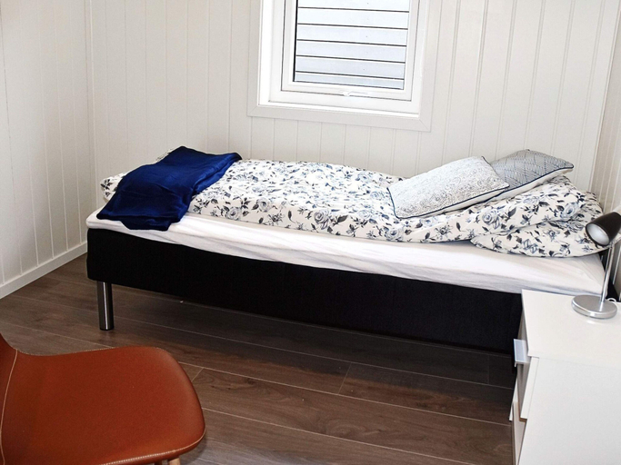 Bedroom 3, 4 Star Holiday Home in Vatne, Haram