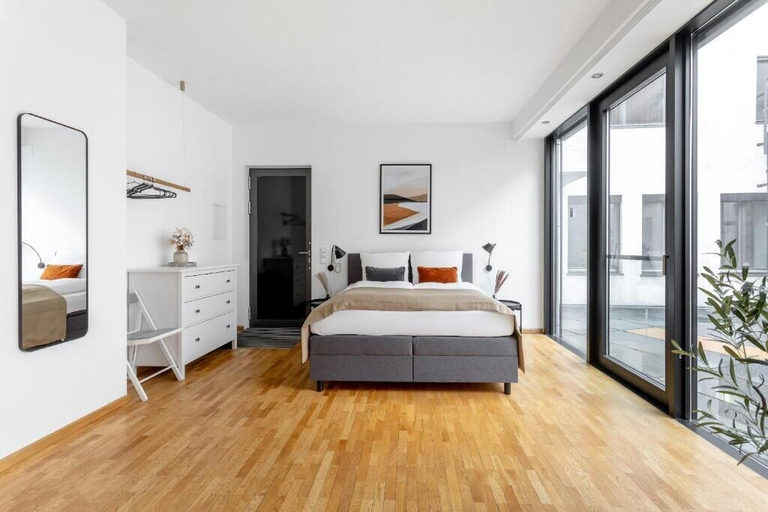 Room 4, Global Living Augsburg Rathausplatz, Augsburg