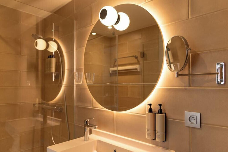 Bathroom 5, Aparthotel Adagio Antwerp City Center, Antwerpen