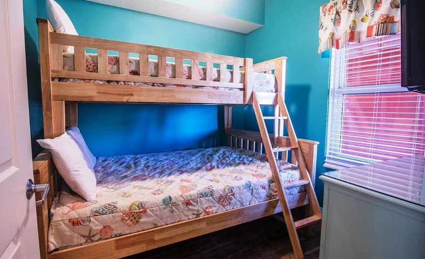 Room 2, Calypso 2-404, Bay