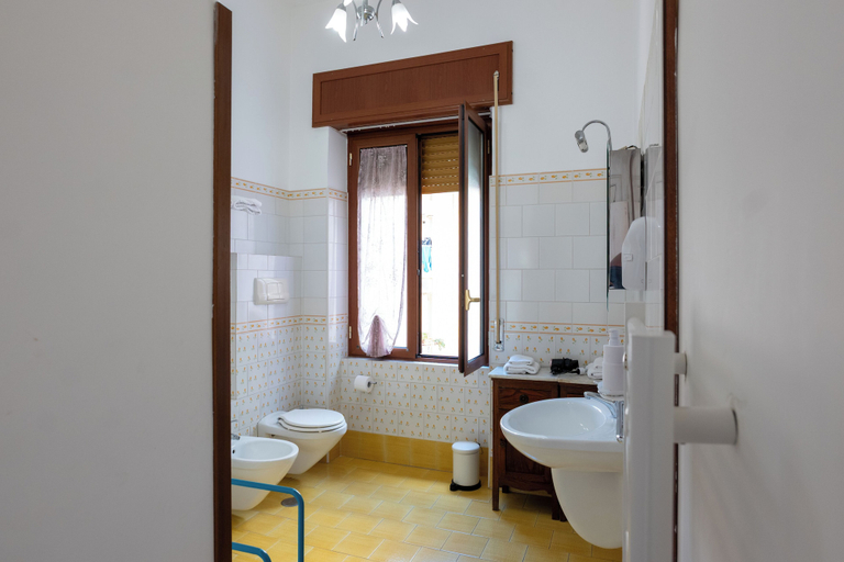 Bathroom 5, Vittoria Guest House - Battipaglia, Salerno