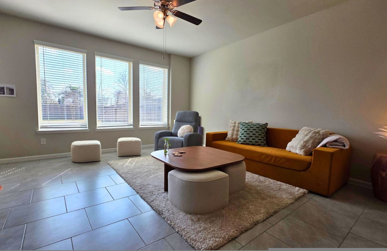 Room 4, Corporate Retreat Near Houston and Med Ctr, Brazoria