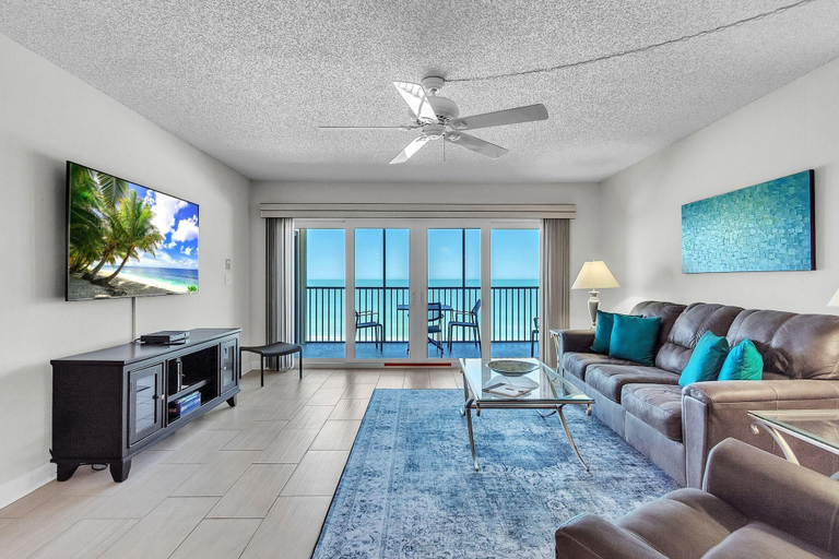Living area 5, Reflections On The Gulf #502 - Paradise on the Gulf, Pinellas