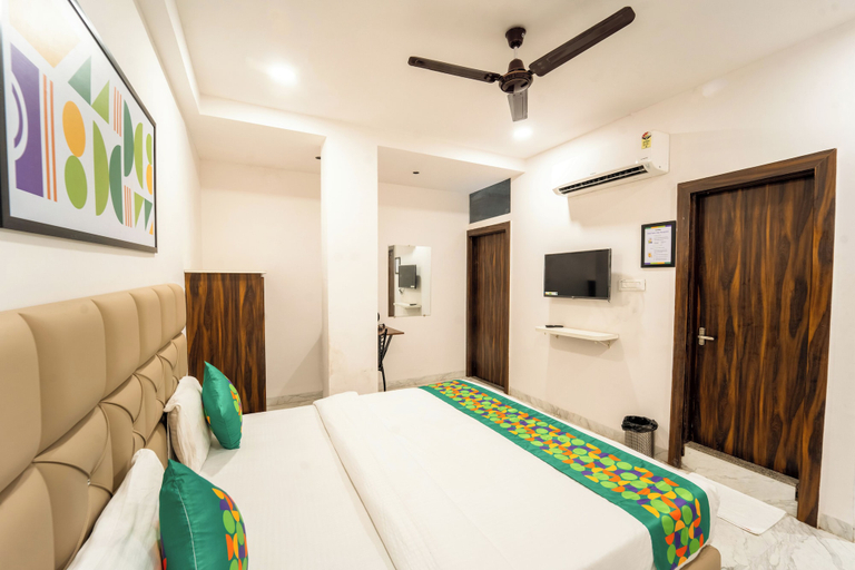Room 2, Treebo Shridhar Stay, 2.6 Km From Indore Junction, Indore