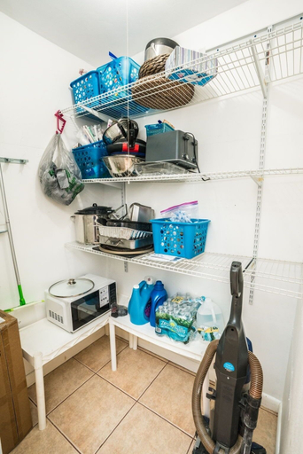 Interior 4, Clearwater Cove - 2344 Shelley St 1 Bedroom Condo, Pinellas