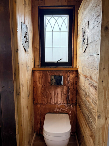 Bathroom 4, Copper Castle & Petting Farm near Legoland, Windsor and Maidenhead