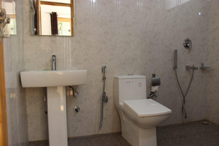Bathroom 2, Hunder Residency, Leh