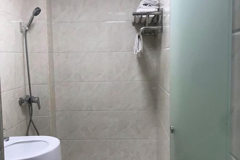 Bathroom 4, Jinlu Business Hotel, Shanghai