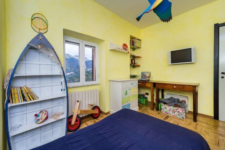 Bedroom 4, 5 Terre Free Shuttle Villa Maremonti with Pool, Genova