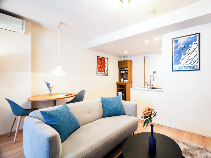 Living area 2, Section L Residence Shibuya, Shibuya