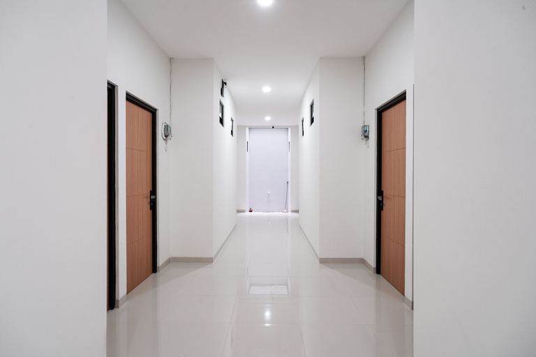 Others 4, Yael Exclusive by Sajeeva, Semarang