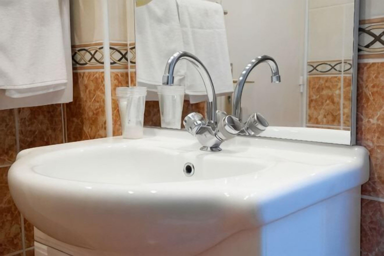 Bathroom 5, Hotel Audran, Paris