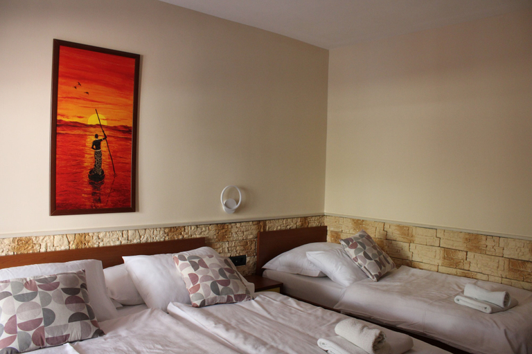 Bedroom 4, Pansion Dalmacija, Dugi Rat