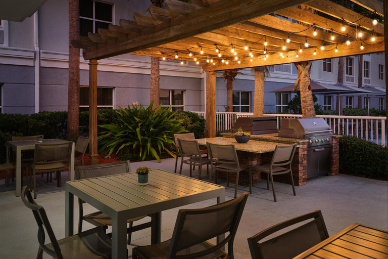 Food & Drinks 5, Homewood Suites by Hilton Daytona Beach, Volusia