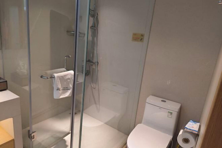 Bathroom 3, Yingxue Hotel, Chengdu