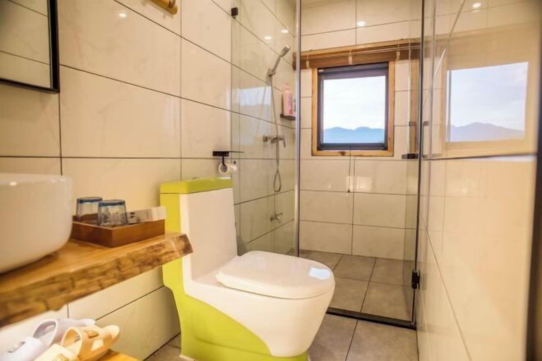 Bathroom 3, Waiting For You at Yunshuiyao Inn, Zhangzhou
