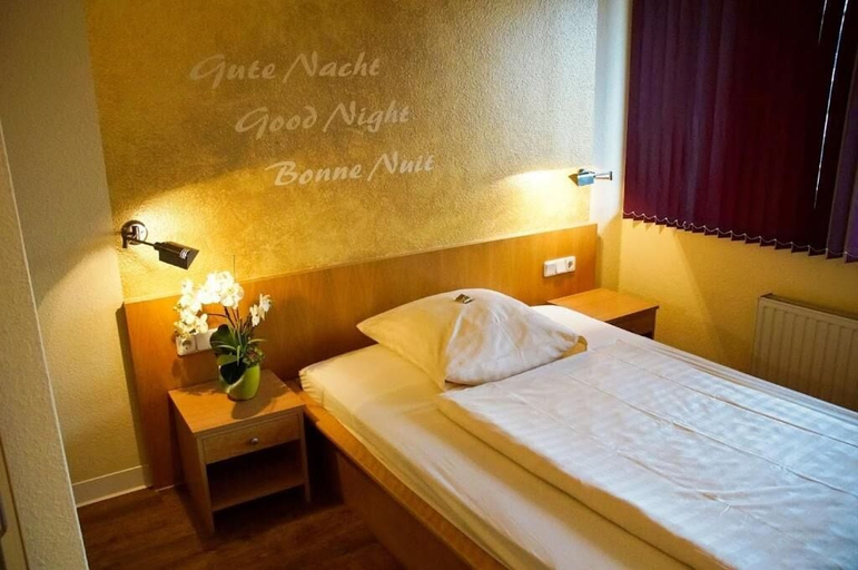 Bedroom 2, Hotel Alberga, Mettmann