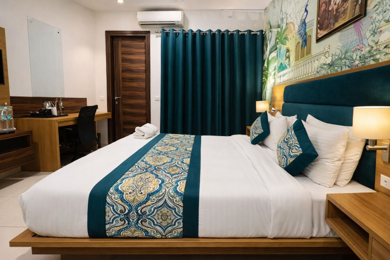 Bedroom 4, Hotel Grand Regency by JMD Group, Delhi