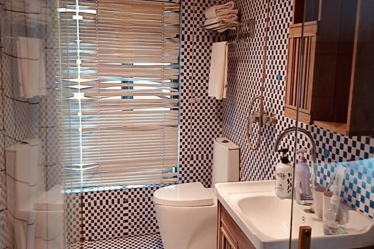 Bathroom 4, FANMU GUESTHOUSE, Dali Bai