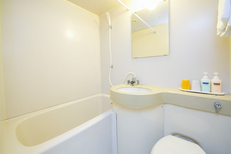 Bathroom 5, Kanazawa Central Hotel, Kanazawa