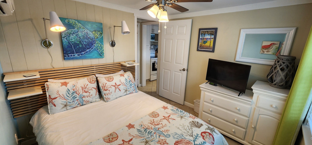 Room 3, Southern PAG Beach House Bungalows, Pinellas