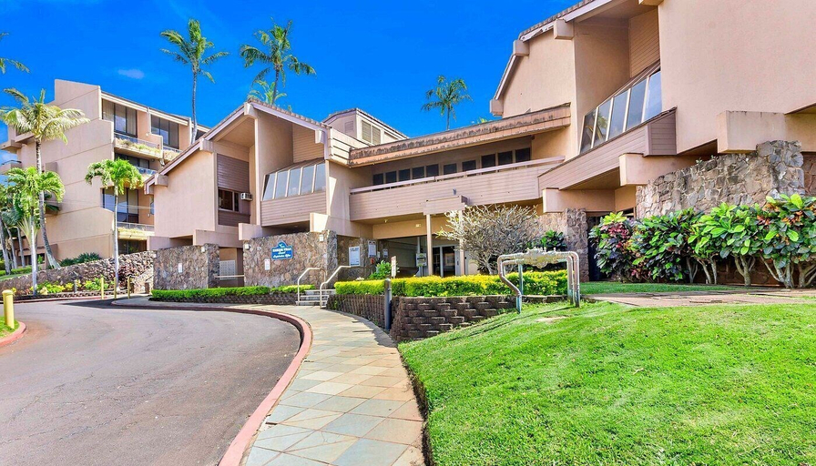 Exterior 3, Timeshare Two Bedroom in Maui, Maui