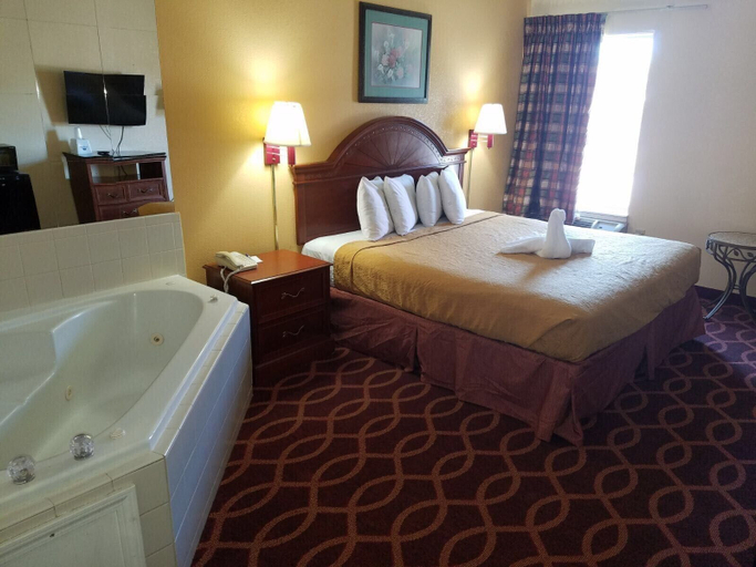 Bedroom 4, American Inn Evansville, Vanderburgh