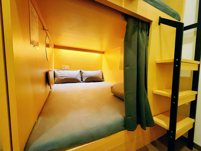 Bedroom 3, Coller Chinatown, Singapore