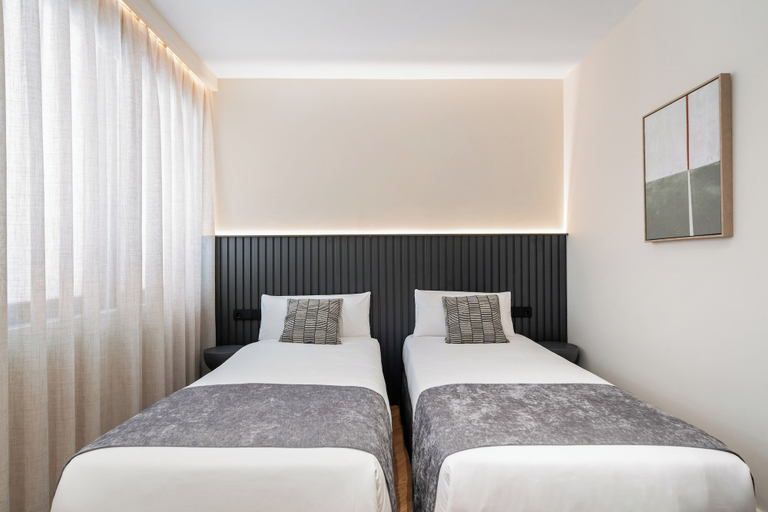 Bedroom 3, Pacifico Suites near Retiro, Madrid