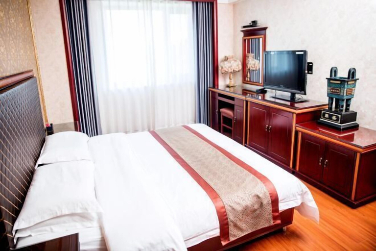 Bedroom 3, Tianhe Hotel, Tonghua