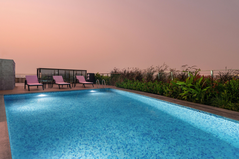Sport & Beauty 2, Hilton Garden Inn Mumbai International Airport, Mumbai Suburban
