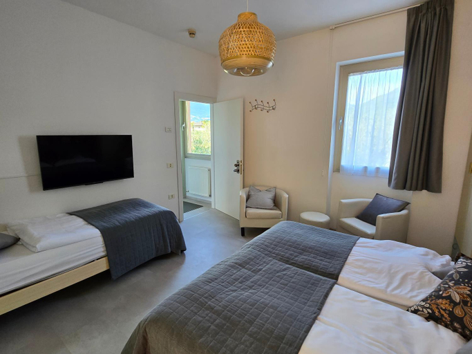Bedroom 2, Casa Beniamino, Trento