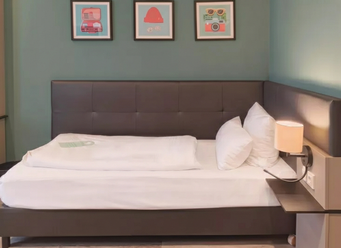 Bedroom 3, Garner Hotel STUHR - BREMEN A1 by IHG, Diepholz