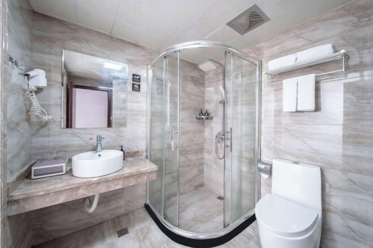Bathroom 5, Dadongfang Hotel, Wenzhou