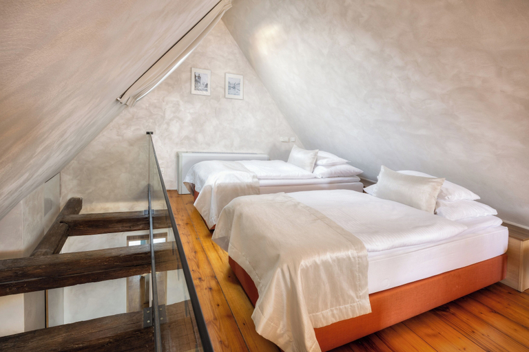 Bedroom 2, Hotel Monastery, Praha 6