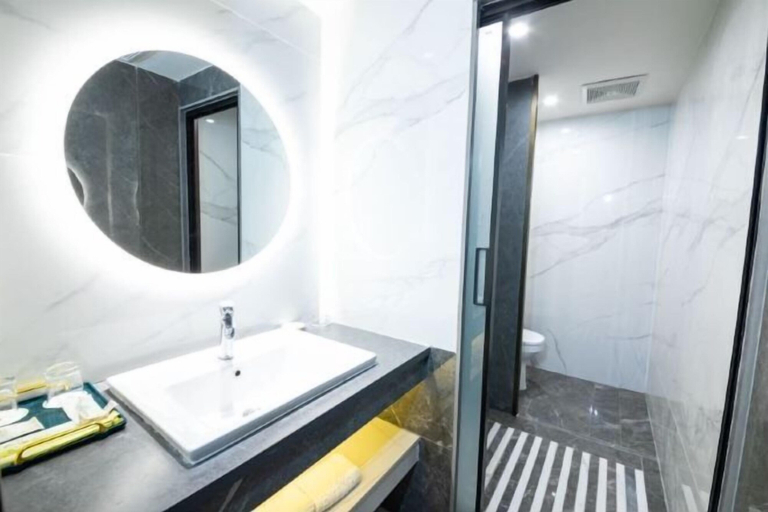 Bathroom 4, Sanshui Sunshine Holiday Hotel, Foshan