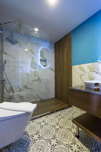 Bathroom 4, Risus Beach Resort Hotel Kusadasi, Kuşadası