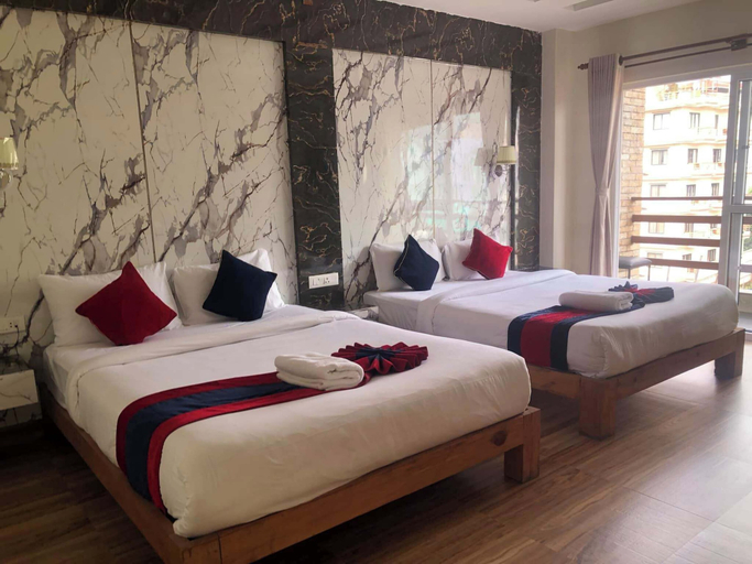 Room 3, Hotel See You Again, Gandaki