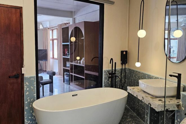 Bathroom 3, Yaowarat Stay , Samphantawong