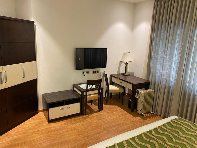 Room 5, White Wharf Manesar, Gurgaon