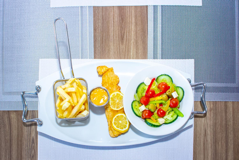 Food & Drinks 3, Scenery Guesthouse